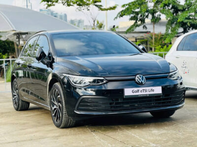 Volkswagen Golf eTSI Life 2025