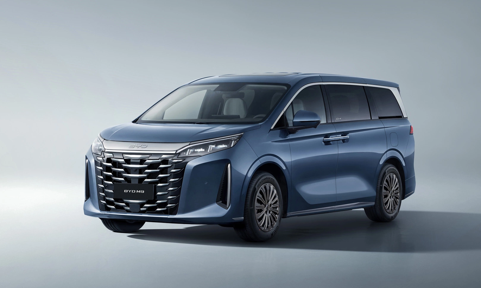 Hình ảnh ngoại thất BYD M9.