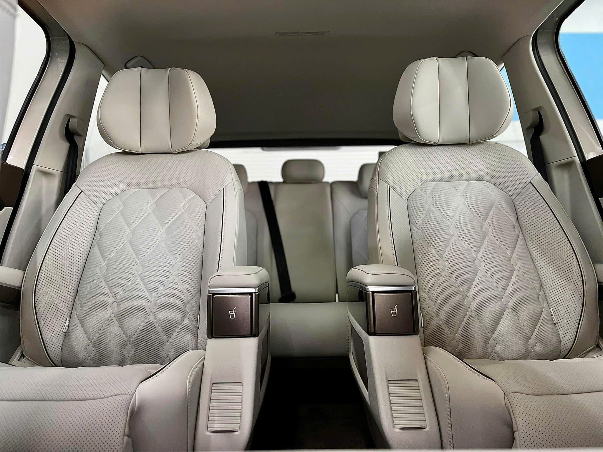 viloran luxury màu nâu hồng nội thất ghế thương gia