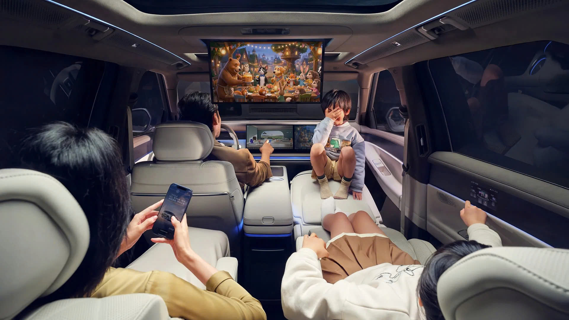 Nội thất Volkswagen ID. ERA 9X 2026 với thiết kế Luxury Lounge cao cấp, ghế thương gia hàng 2, màn hình giải trí cỡ lớn, vật liệu sang trọng và không gian rộng rãi dành cho gia đình và doanh nhân.