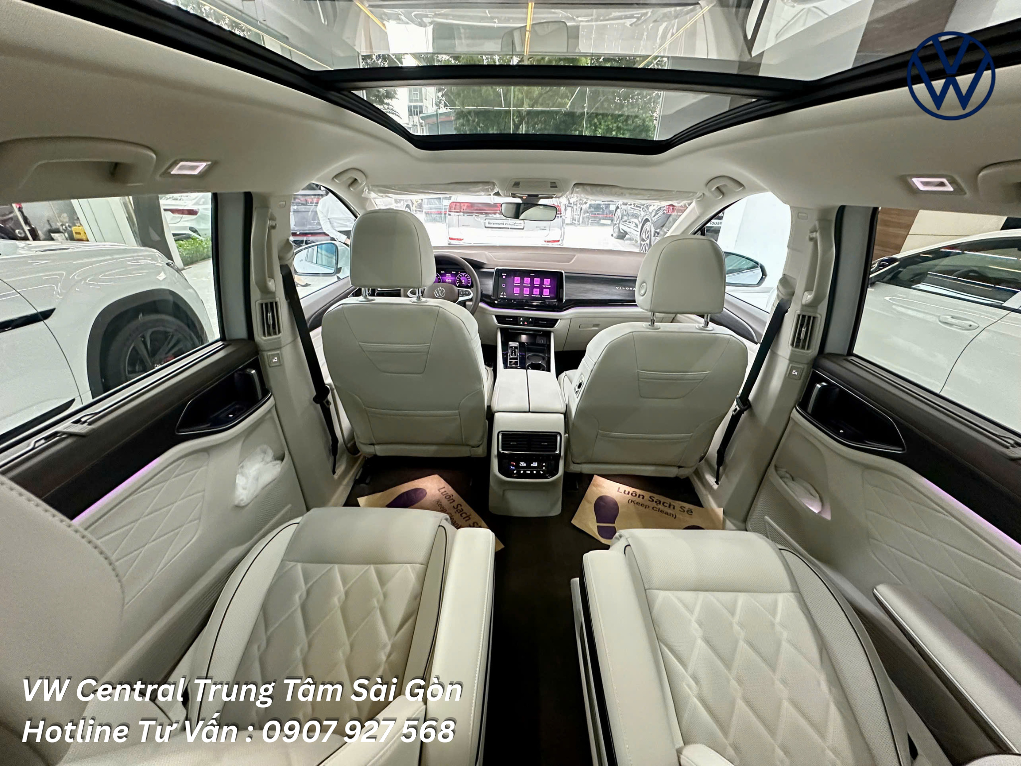 Nội thất kem Volkswagen Viloran Luxury 2026