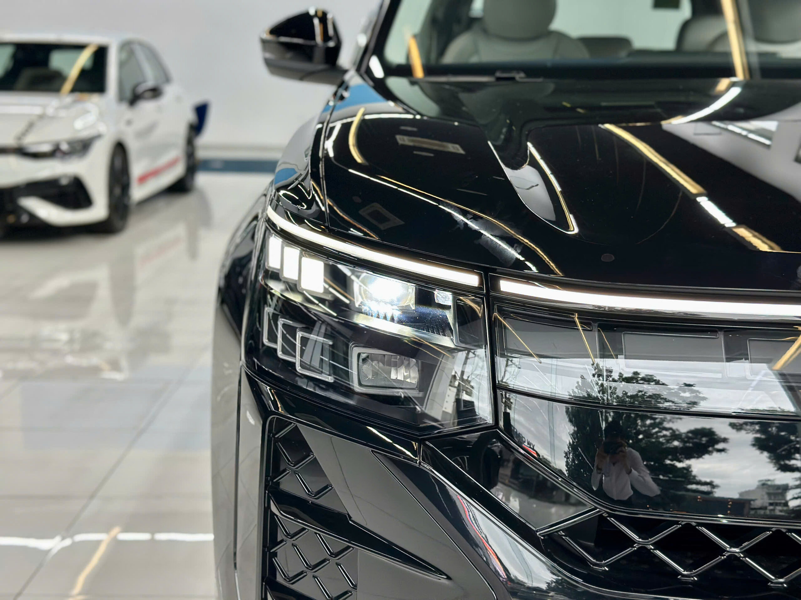 Đèn IQ.Light LED trên Volkswagen Teramont Pro 2026